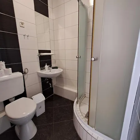 Pensiune Aquacentrum 3*
